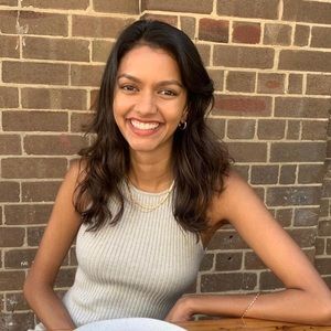 Meet your Posher, Janitha